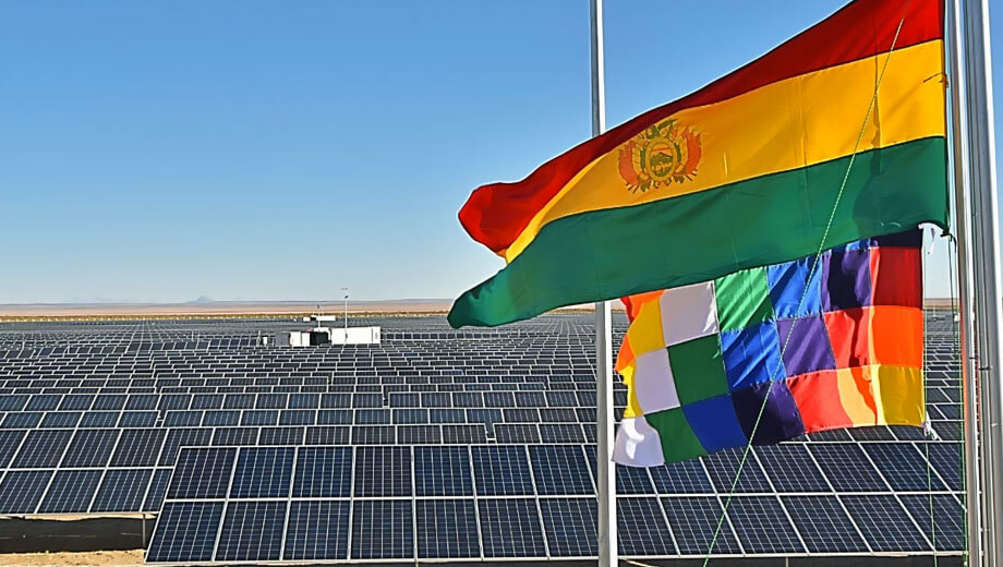 Bolivia inaugura la planta solar más alta del mundo