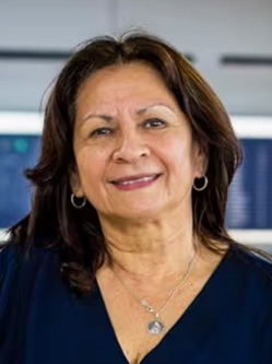 MARÍA MENDIOLA
