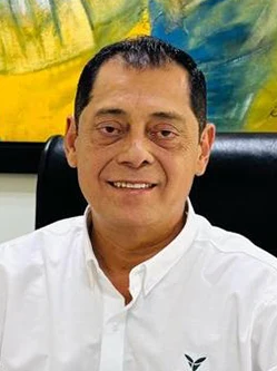 OSCAR ECHEGARAY